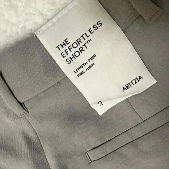 Artizia Effortless Shorts in Size  2 - Picture 4 of 5